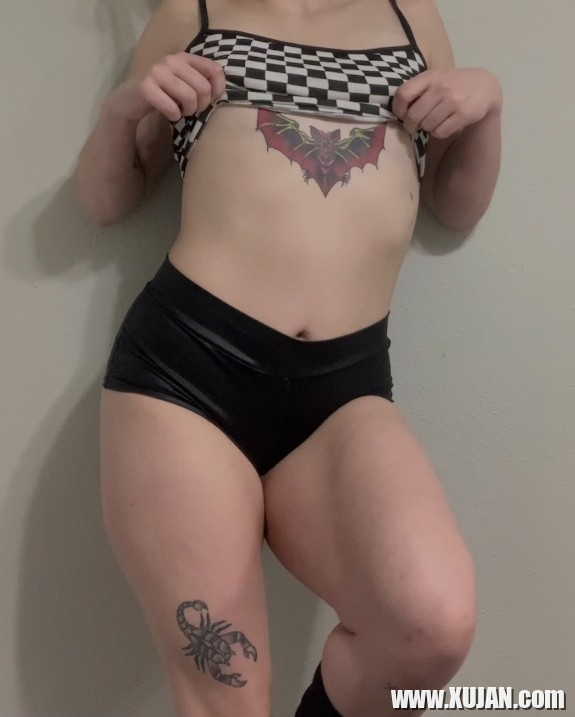 Emo gf - Photo #3131043