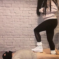 Reebok Freestyle HI n ashkhatum e ir kliryy