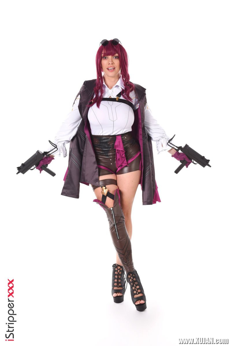 Redhead Octokuro Model with big tits wearing black high heels having fun - Photo #3134099