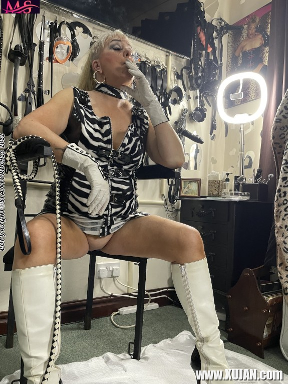 Mistress 43 - Photo #3135138