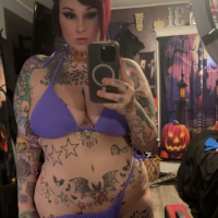 MILF TATTOOED MOM