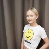 Isabella Star strips teases and spreads young Twat