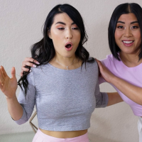 Asian dolls Emerald Love Mina Moon in 3some