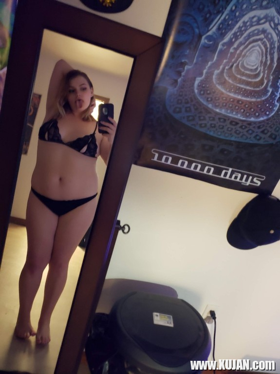 Slutty tease sheky taratsum e ir antsqery - Photo #3141218