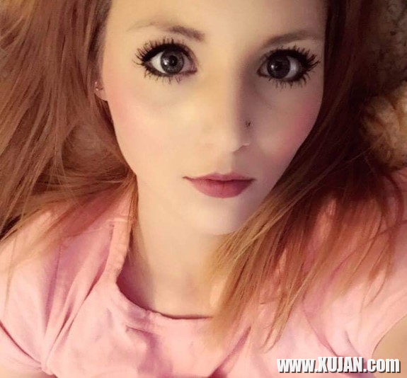 Selfie Nation - Photo #3146092