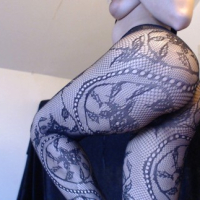Miz Mari n Pantyhose um arants shalvarneri