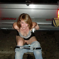 Pissing Girls Lusankarneri yntrutyun