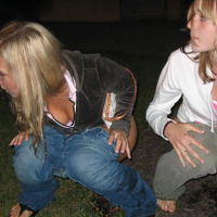 Pissing Girls Lusankarneri yntrutyun