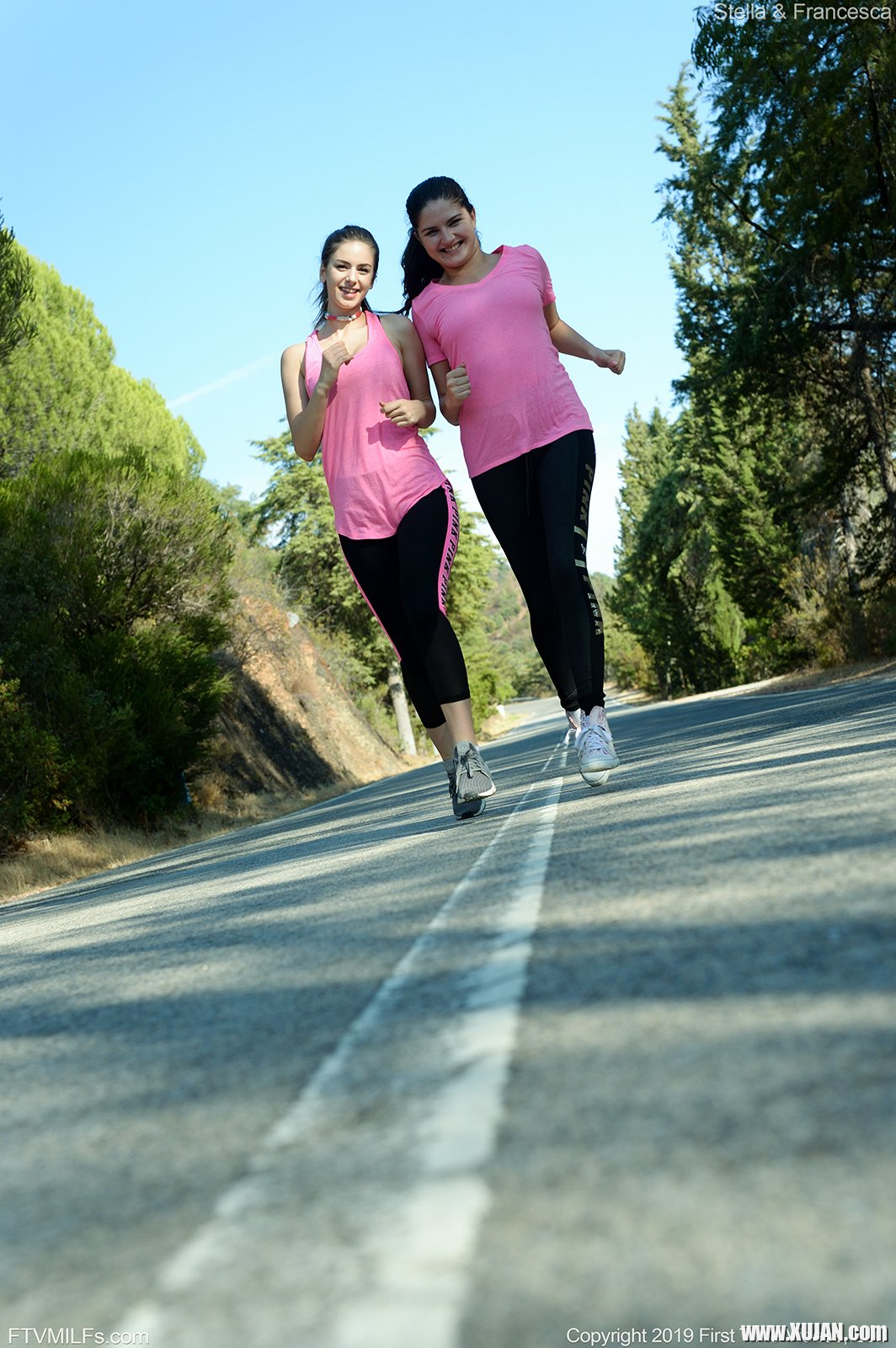 Outdoors running and butt showing by Stella Cox and Francesca DiCaprio - Photo #3151500