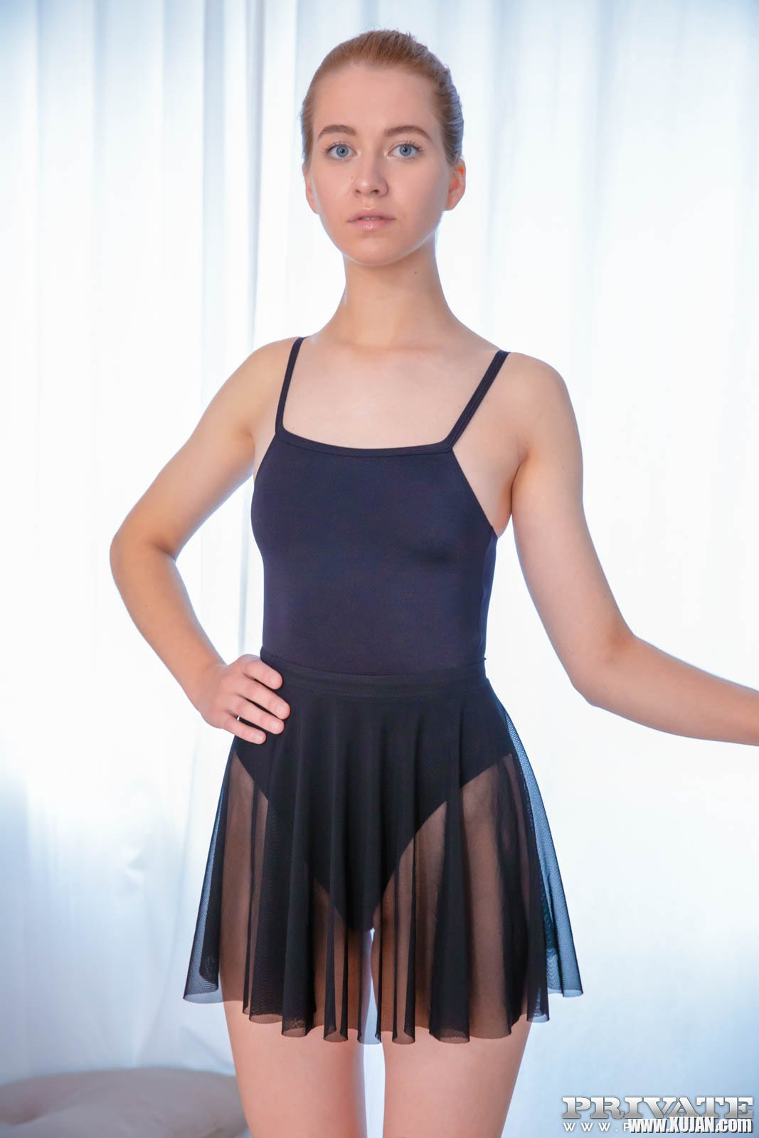 Slim ballerina Clockwork Victoria fucked in a dance class - Photo #3152102