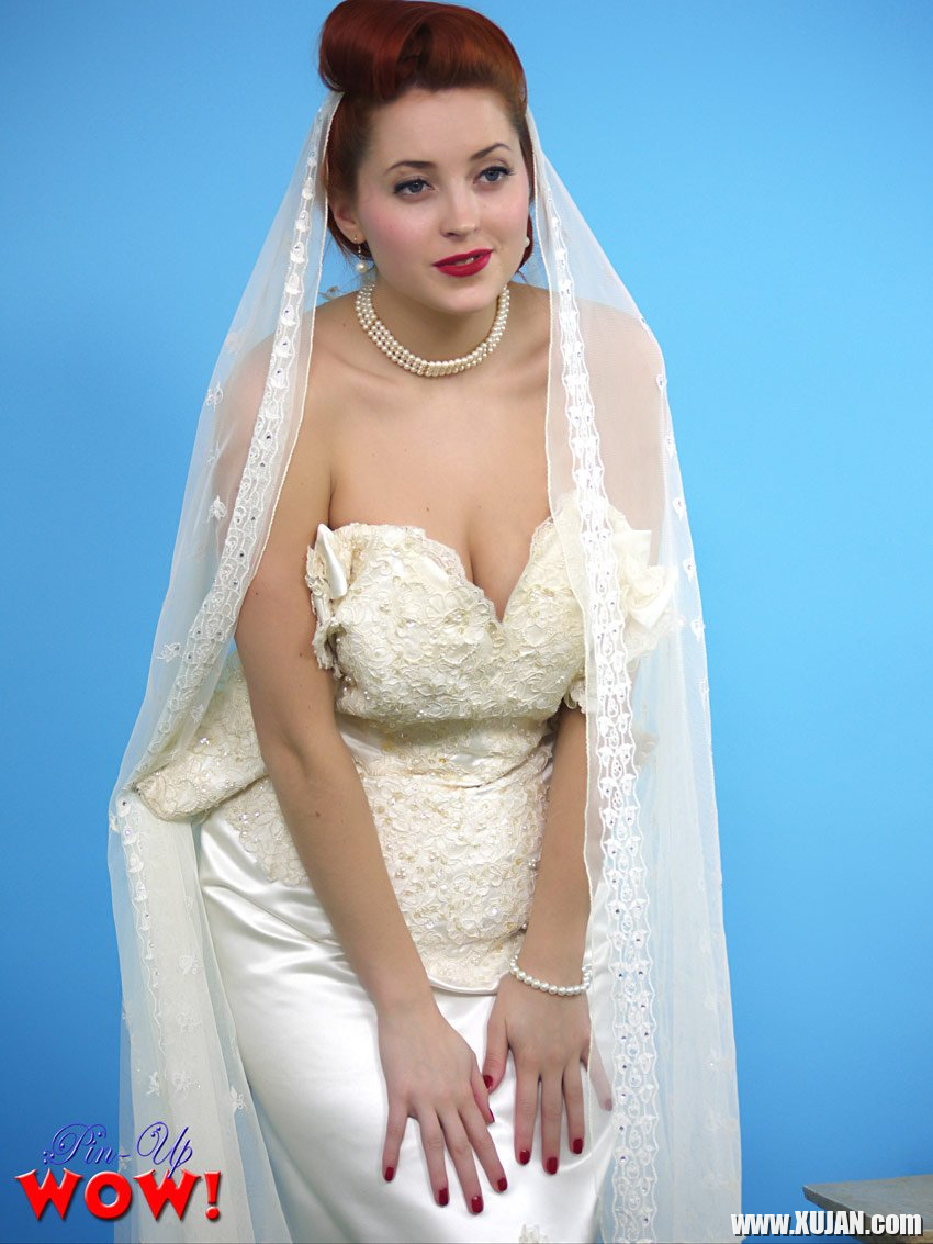 Kinky Bride Lucy Vixen expects sexy wedding night - Photo #3154653