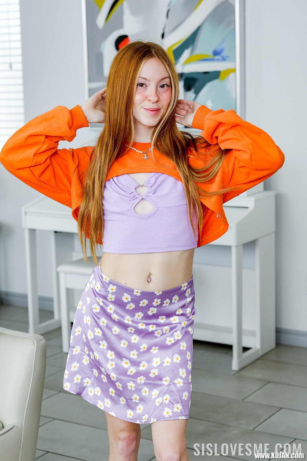 Skinny chick Explicit Kait drops on her knees to blow Joshua Lewis - Photo #3155343