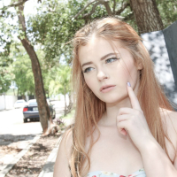 Kinky ginger chick Briar Rose being surprised with a huge cock