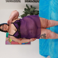 Curvy babe Crystal Blue strips and unveils her body