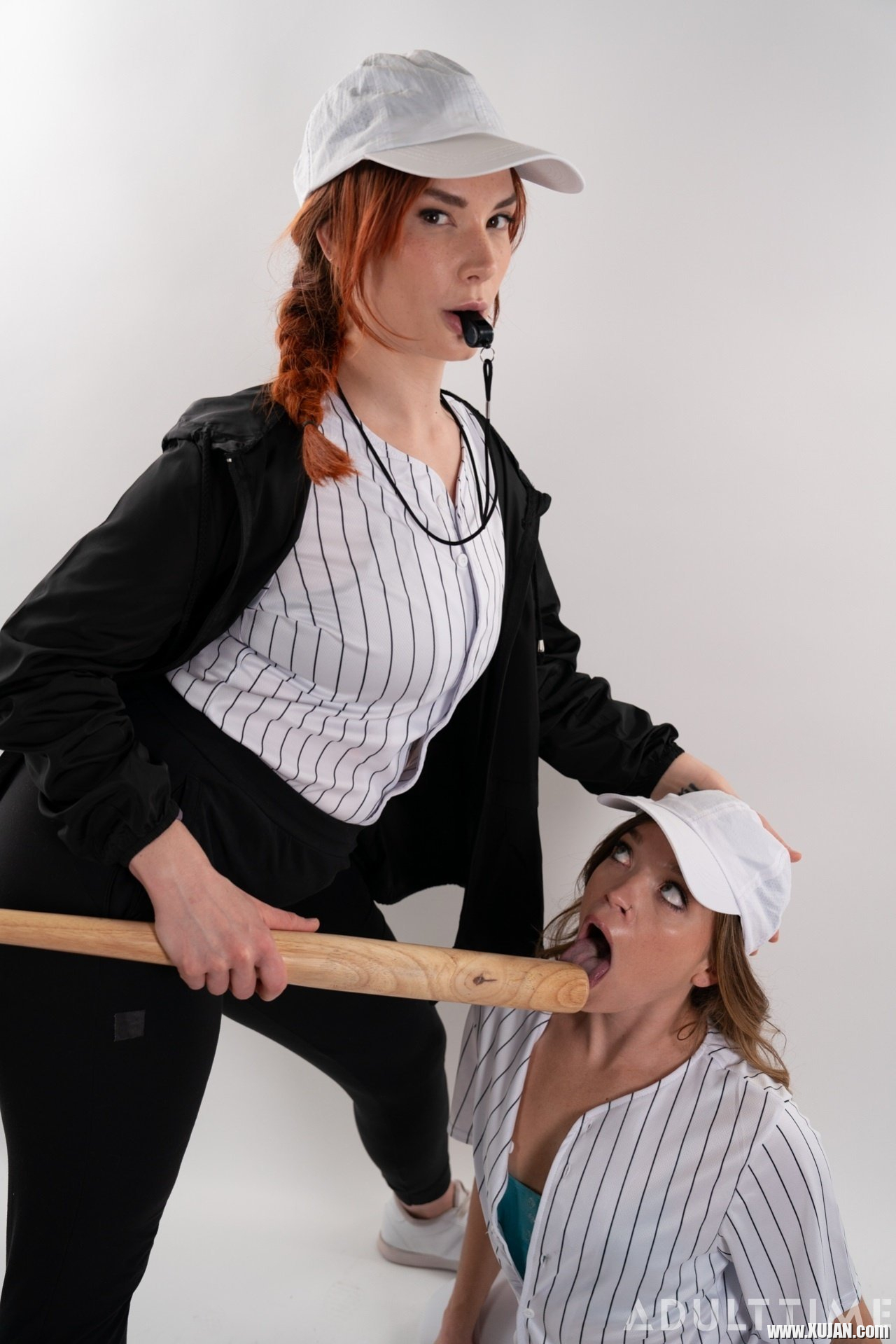 Tattooed chick Siri Dahl fucking Katie Kush with a baseball bat - Photo #3166770