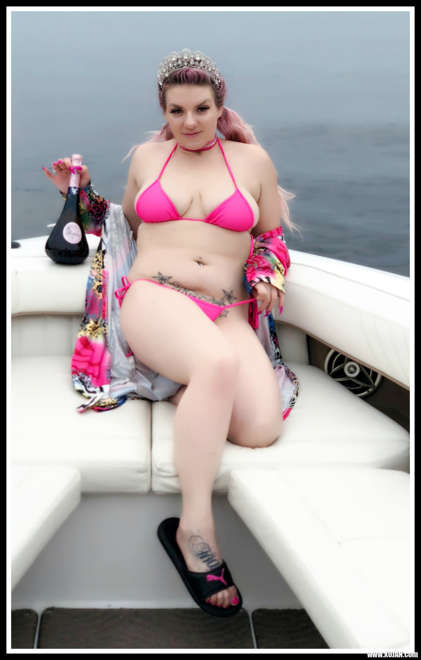 Cute Emmy Demure lounges on Her Boat at Lake - Photo #3168472