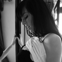 Smoking hot Eileen Sue strips down and reveals her boobies