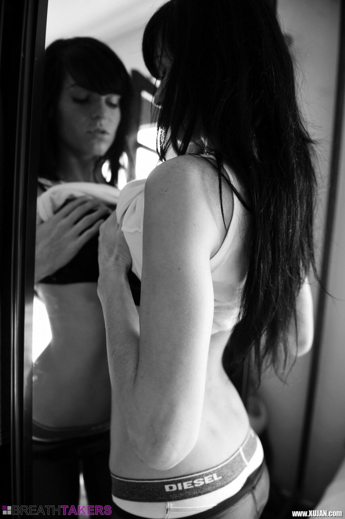 Super sexy chick Eileen Sue having black and white erotic photoshoot - Photo #3174213