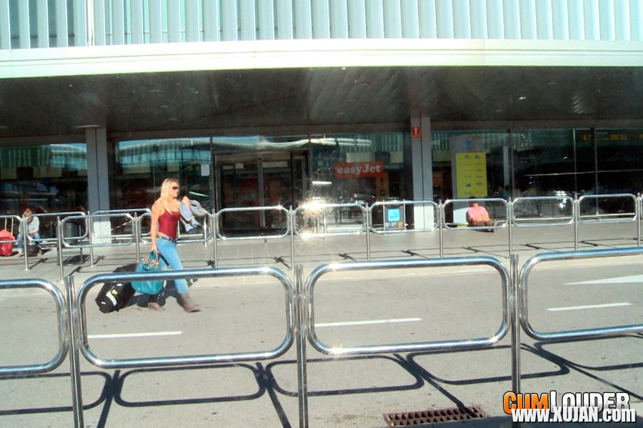 Barra Brass gets picked up and fucked in a Bus - Photo #3182227