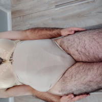 Trashel em