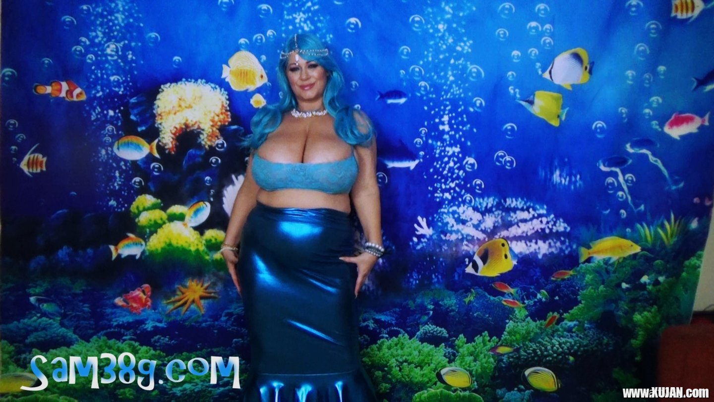 Curvy chick Samantha 38G is the siren of the sea - Photo #3185997