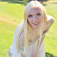 Celestina Blooms exposes her sweet hole outdoors