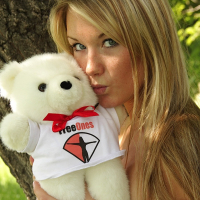 Hottie Private Jewel poses Outdoors in FreeOnes Gear