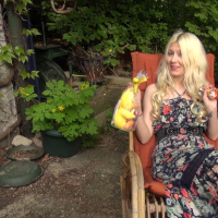Sarah Dark masturbates and blows a Bunny