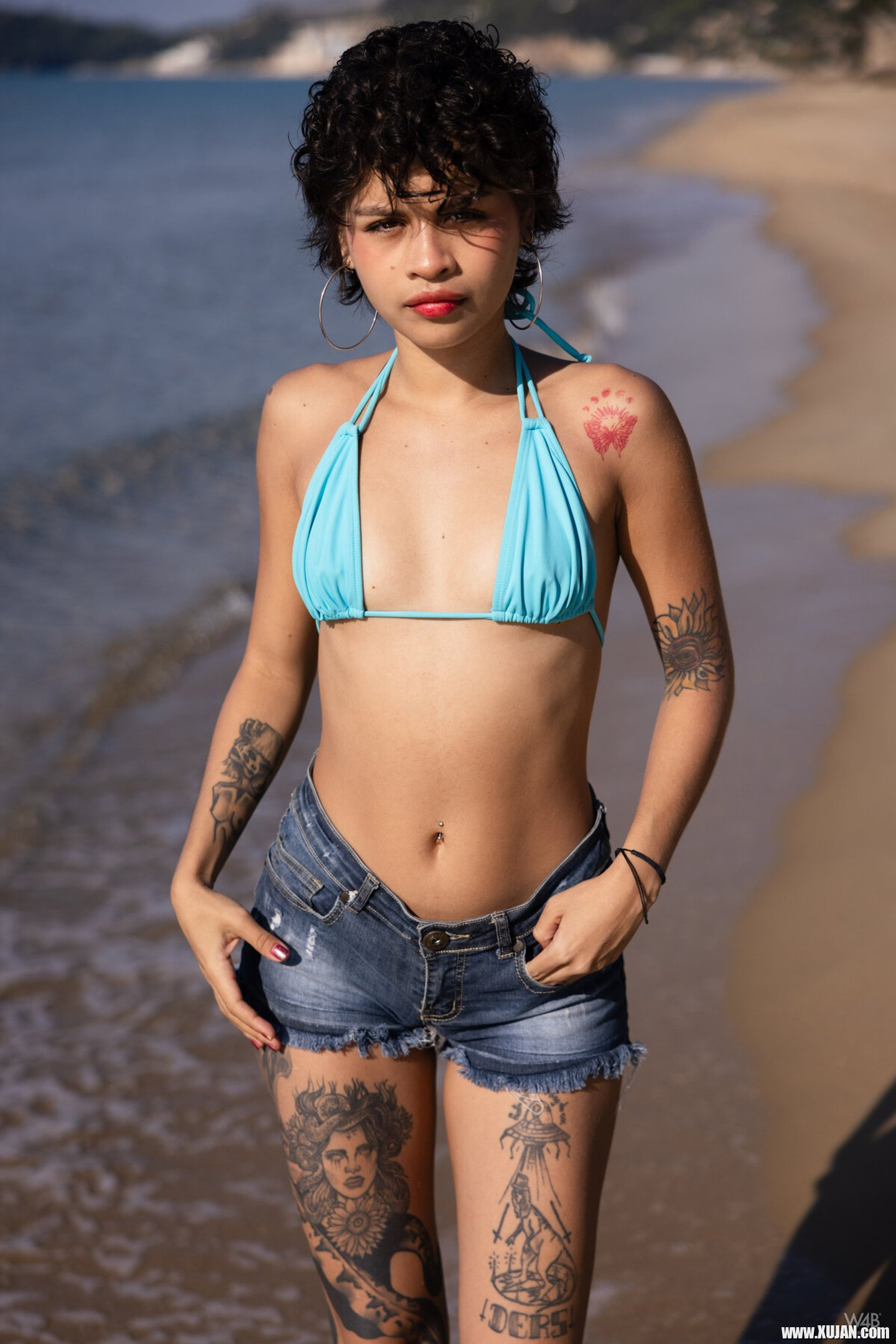 Good looking Lilith Baph with natural tits hot as posing naked on a beach - Photo #3205961