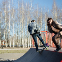 Jeny Smith flashing her hot Body at the Skate Park