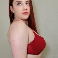 Cute Jessica Sage in Skirt teases glimps of Boobs
