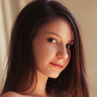 Brunette Babe Rilee Marks removes her denim Shorts