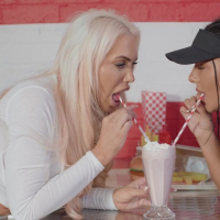 Horny bitches Tori Cummings and Emily Woods sharing same big cock