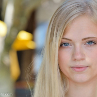 Alex Grey flashing Tits and shaved Pussy in Public