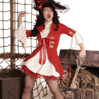Sexy pirate Masuimi Max shows who rules the Seas