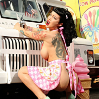 Sexy Pinup Masuimi Max is craving for Icecream