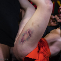 Lilyan Red likes getting fucked hard in Public