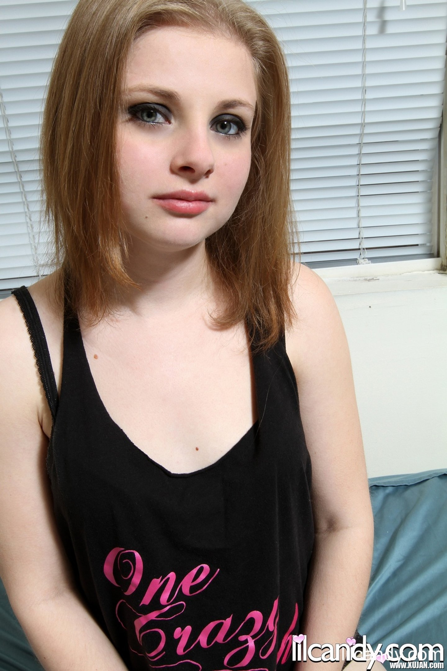 Cute babe Lil Candy loves to spread and finger her tiny cunt - Photo #3234377