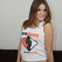 FreeOnes Babe Evelina Darling shows shaved Pussy