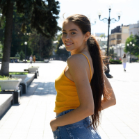 Kinky girlfriend Alissa Foxy loves showing her tits and pussy in public