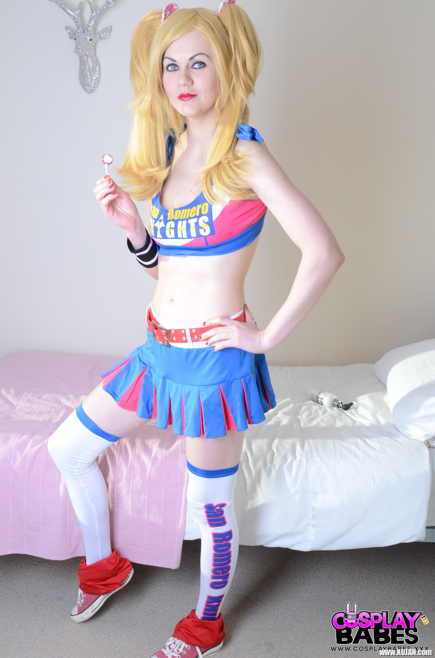 Porn Star Tina Kay cosplaying as Juliet Starling - Photo #3240046