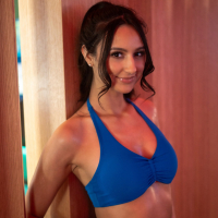 Busty Latin slender Eliza Ibarra takes dick in her pussy after working out
