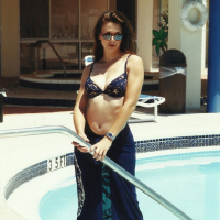 Sexy chick Diane Andrews showing her nice figure outdoors