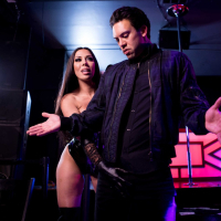 Hot Mistress Rachel Starr craves for huge Schlong