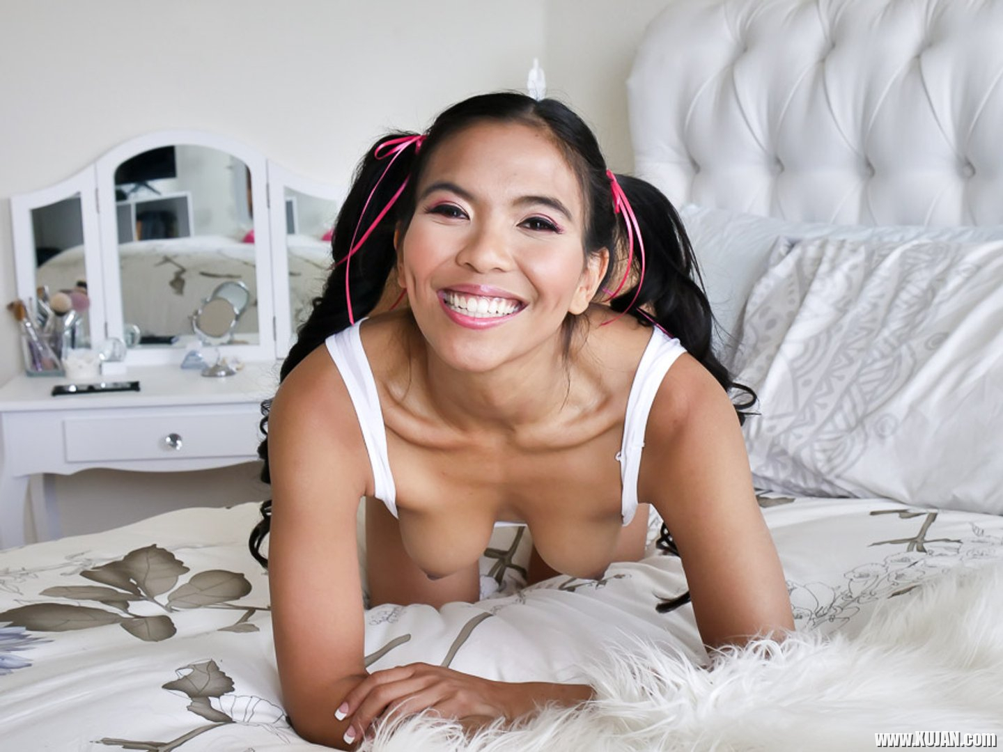Horny asian schoolgirl Jada Kai fucks like a champ - Photo #3252397