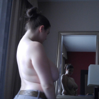 Tiggle Bitties blows her lucky boyfriend before posing nude for him