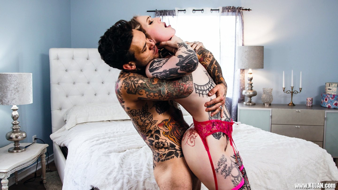 Baby Sid spreads and takes Dick in hot tight Twat - Photo #3265285