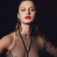 Stunning Amelie Lou posing passionately naked and perfect
