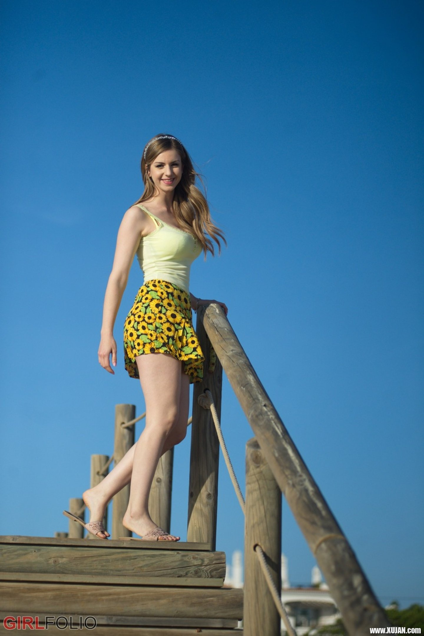 Hot Stella Cox flashing her Coochie on the Pier - Photo #3273793
