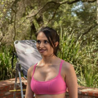 Hot Quinn Wilde takes a Dong after her Workout